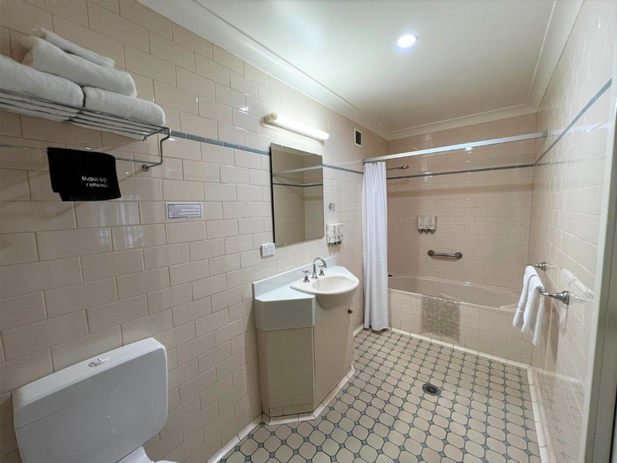 Tumbarumba Motel & Elms Restaurant Εξωτερικό φωτογραφία