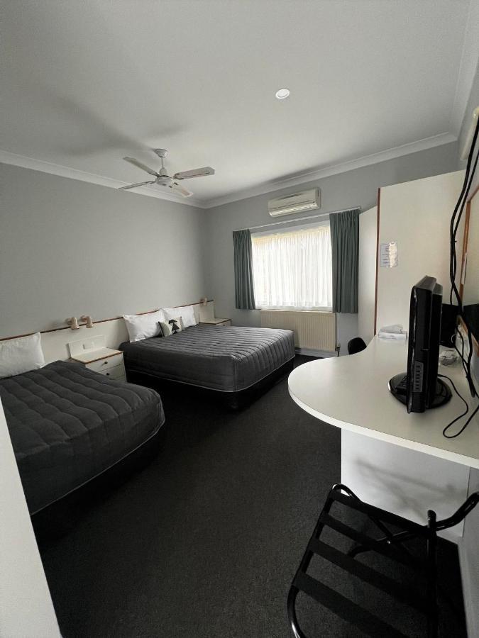 Tumbarumba Motel & Elms Restaurant Εξωτερικό φωτογραφία