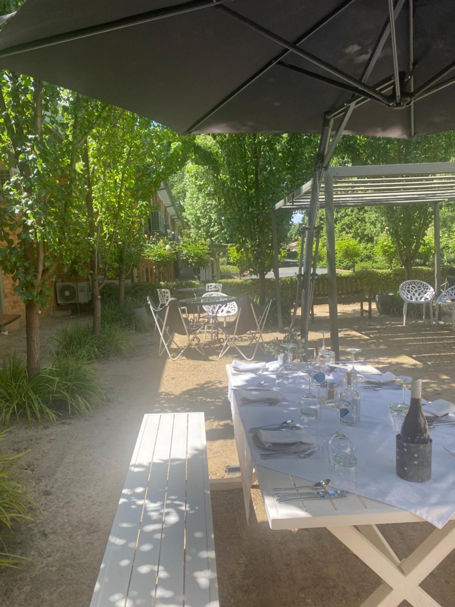Tumbarumba Motel & Elms Restaurant Εξωτερικό φωτογραφία