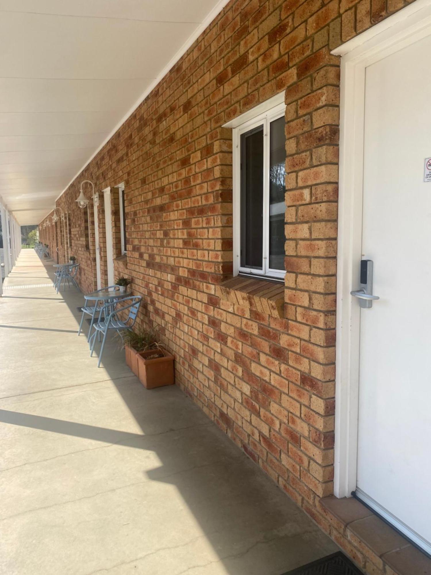 Tumbarumba Motel & Elms Restaurant Εξωτερικό φωτογραφία