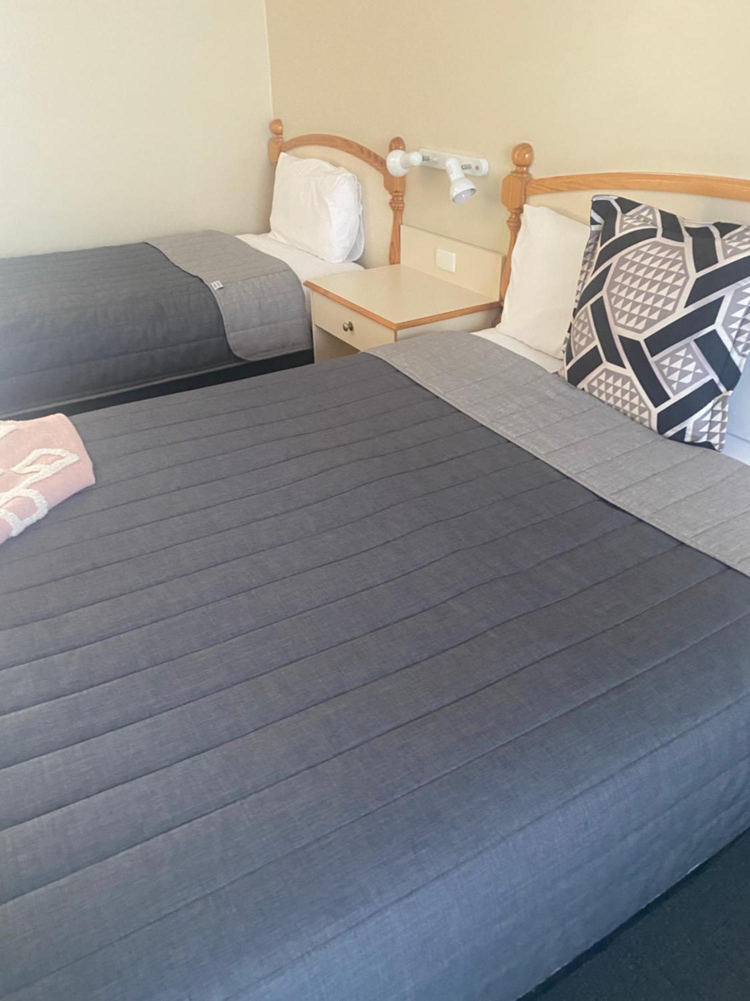 Tumbarumba Motel & Elms Restaurant Εξωτερικό φωτογραφία