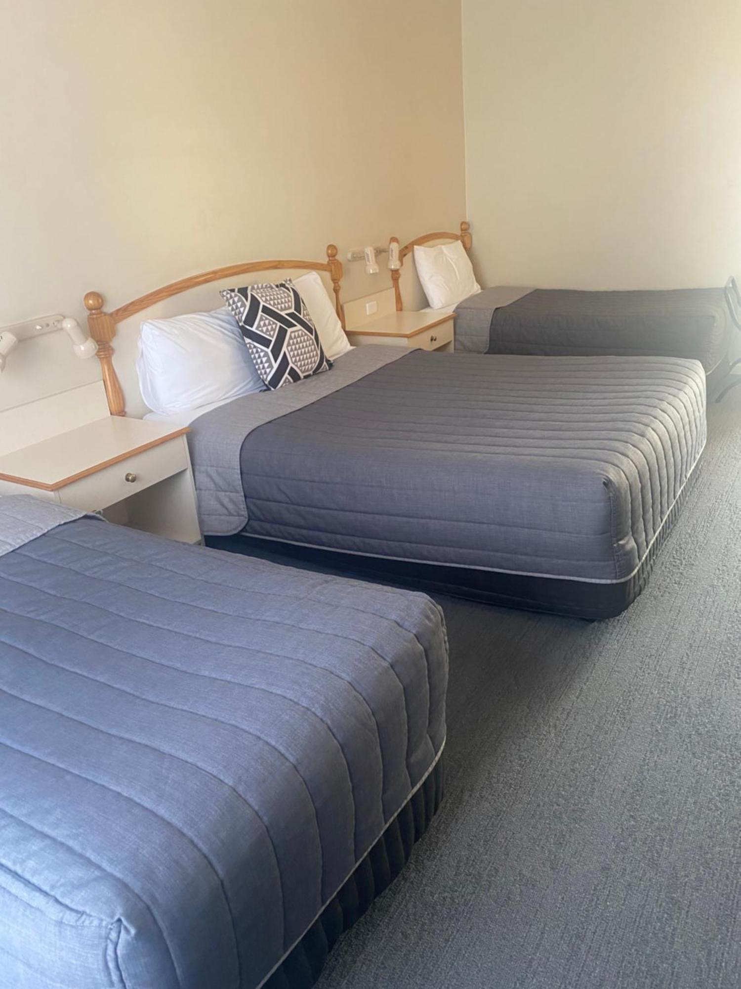 Tumbarumba Motel & Elms Restaurant Εξωτερικό φωτογραφία